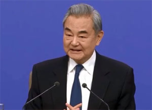 王毅：中美关系牵动全球稳定